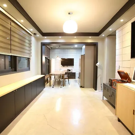 24 Guesthouse Garosugil - Gangnam